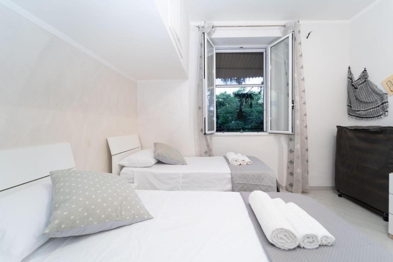 Ferienwohnung Casa Dea Napoli Exterior foto