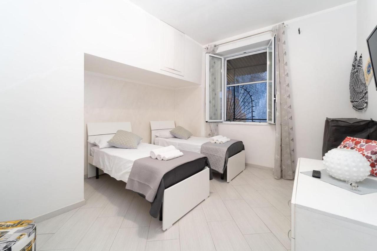 Ferienwohnung Casa Dea Napoli Exterior foto